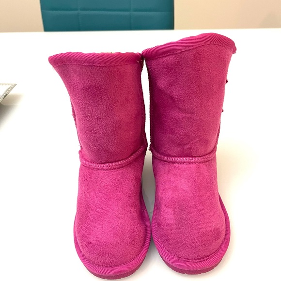 Link - Picture 2 of 5